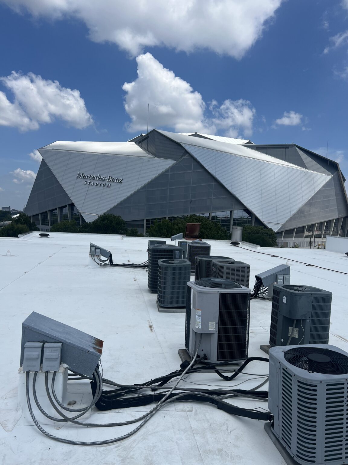 Commercial rooftop HVAC equipment